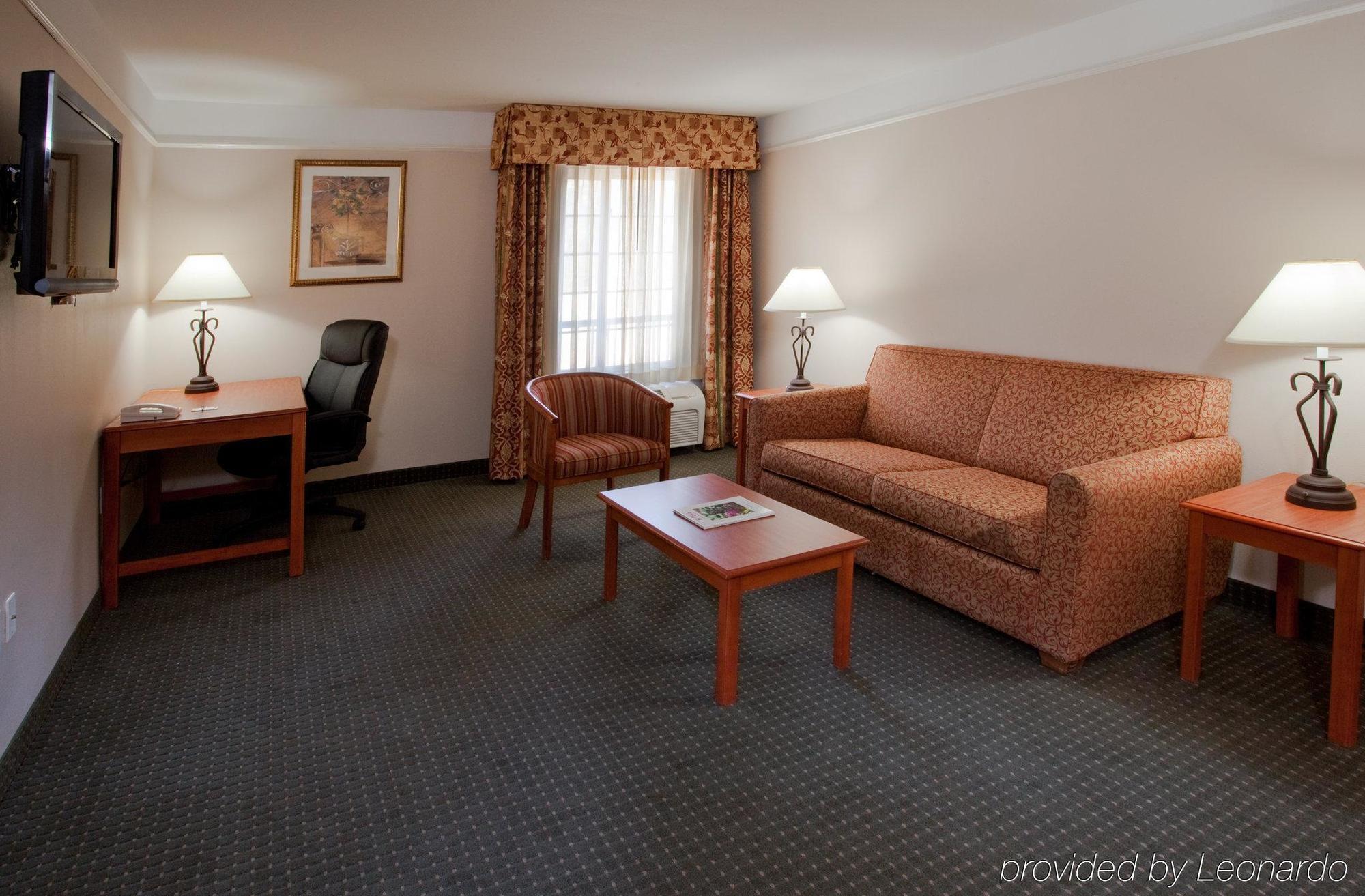 La Quinta By Wyndham Ruidoso Downs Hotel Стая снимка